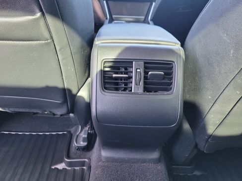 Used 2019 Honda Accord Touring image 13