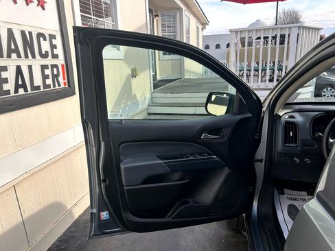 Used 2019 Chevrolet Colorado Z71 image 8