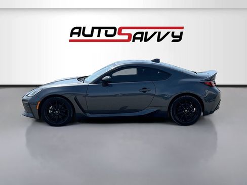 Used 2024 Toyota GR86 Premium RWD image 4