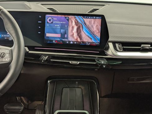 Certified 2025 BMW X2 xDrive28i image 27