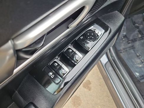 Used 2022 Kia Telluride S AWD/4WD image 26