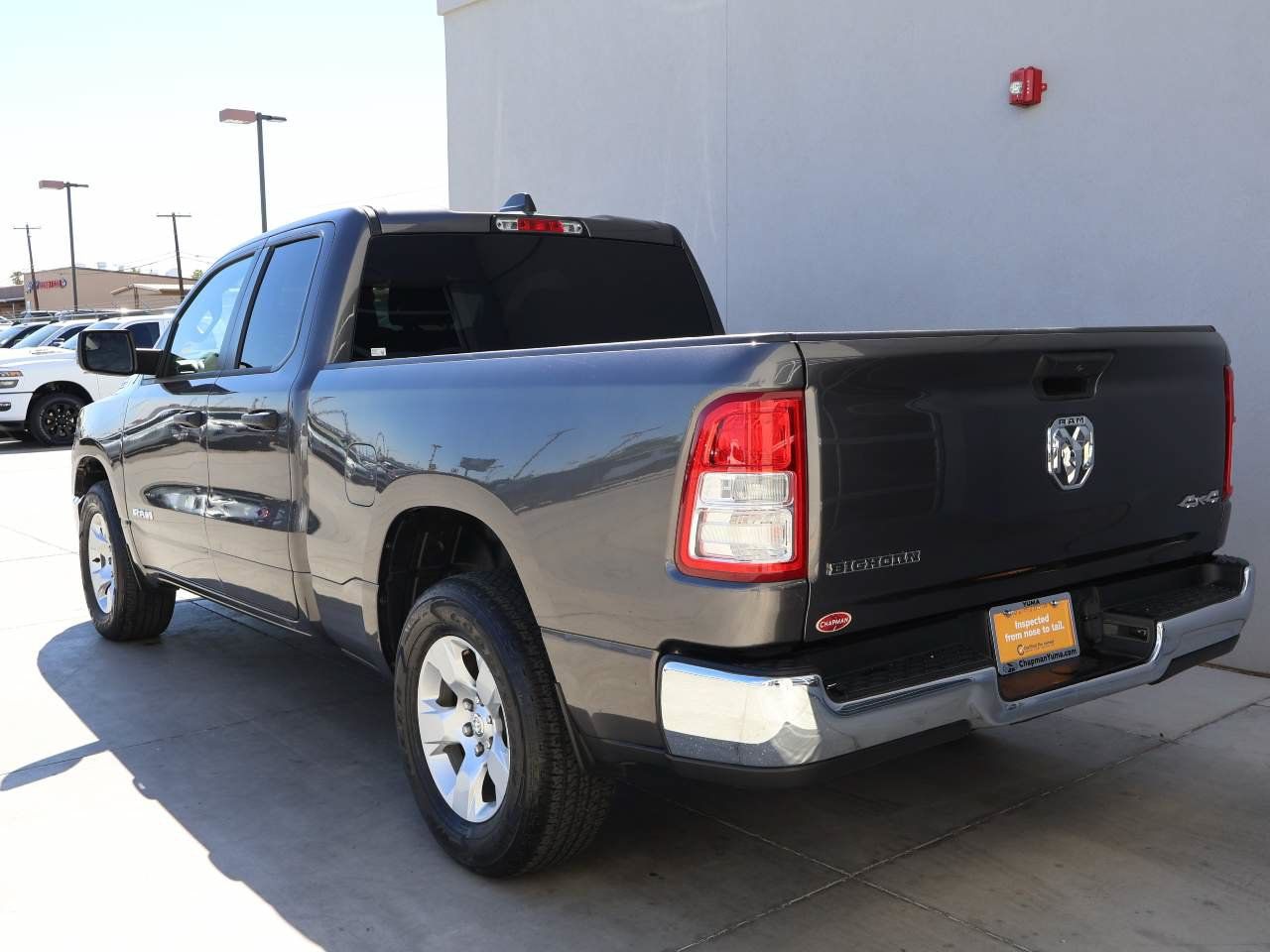 Used 2023 RAM 1500 Big Horn AWD/4WD image 3