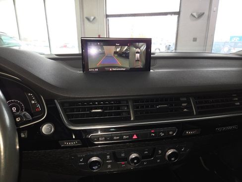 Used 2019 Audi Q7 3.0T Premium Plus AWD/4WD image 39