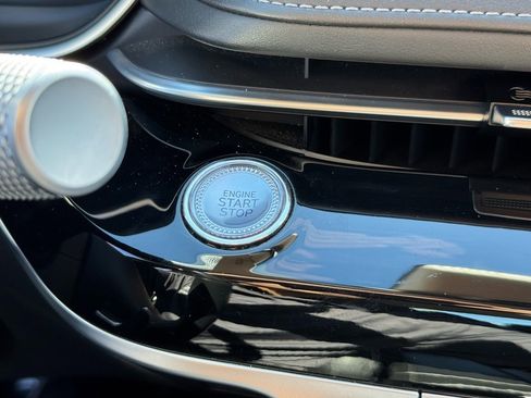 Used 2023 Genesis G80 2.5T image 33