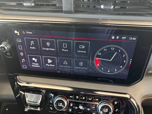 Used 2024 GMC Sierra 1500 AT4 w/ Technology Package AWD/4WD image 23