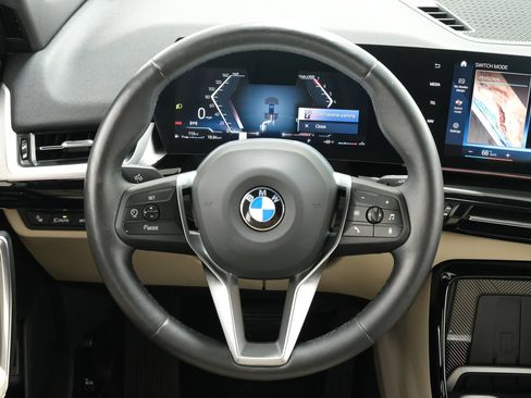 Used 2023 BMW X1 xDrive28i w/ Convenience Package AWD/4WD image 12