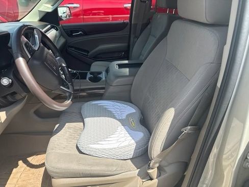 Used 2016 GMC Yukon SLE RWD image 36
