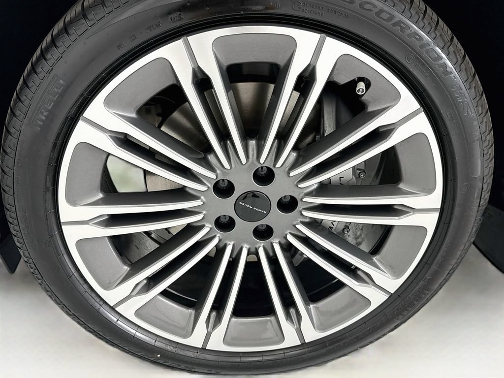New 2026 Land Rover Range Rover SE AWD/4WD image 28