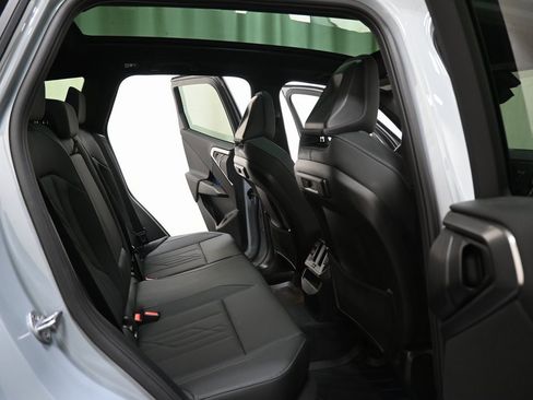 Used 2025 BMW X3 xDrive30i w/ Premium Package image 14