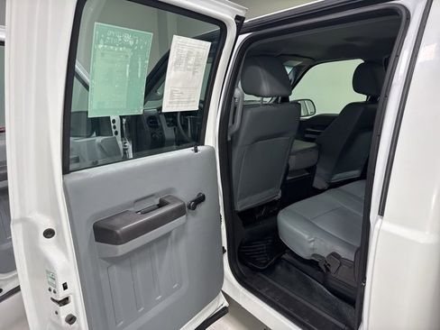 Used 2015 Ford F250 XL image 16