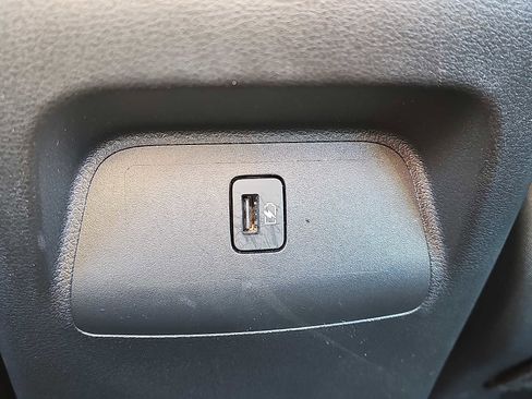 Used 2025 Nissan Sentra SR image 11