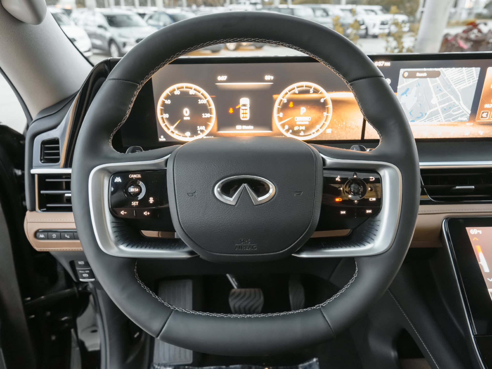 Certified 2025 INFINITI QX80 Luxe RWD image 6