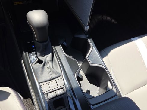 Certified 2025 Toyota Camry SE image 12