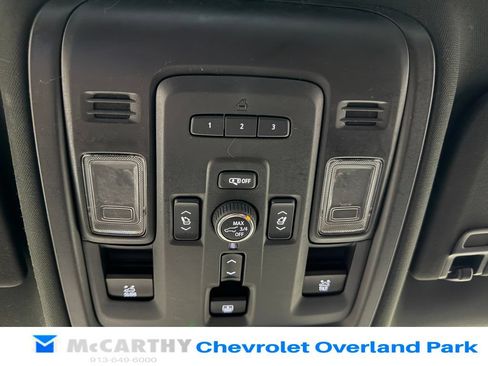 Used 2024 GMC Yukon Denali AWD/4WD image 25