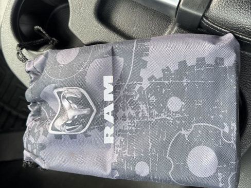 Used 2022 RAM 3500 Tradesman image 27