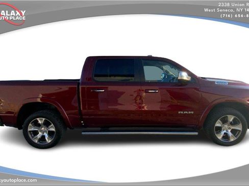 Used 2019 RAM 1500 Laramie AWD/4WD image 4