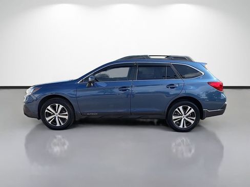 Used 2019 Subaru Outback 3.6R Limited w/ Popular Package #2 AWD/4WD image 6
