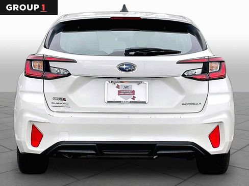 Used 2024 Subaru Impreza 2.0i AWD/4WD image 5