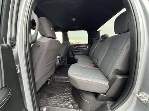 Used 2024 RAM 2500 Big Horn w/ Sport Appearance Package image 12