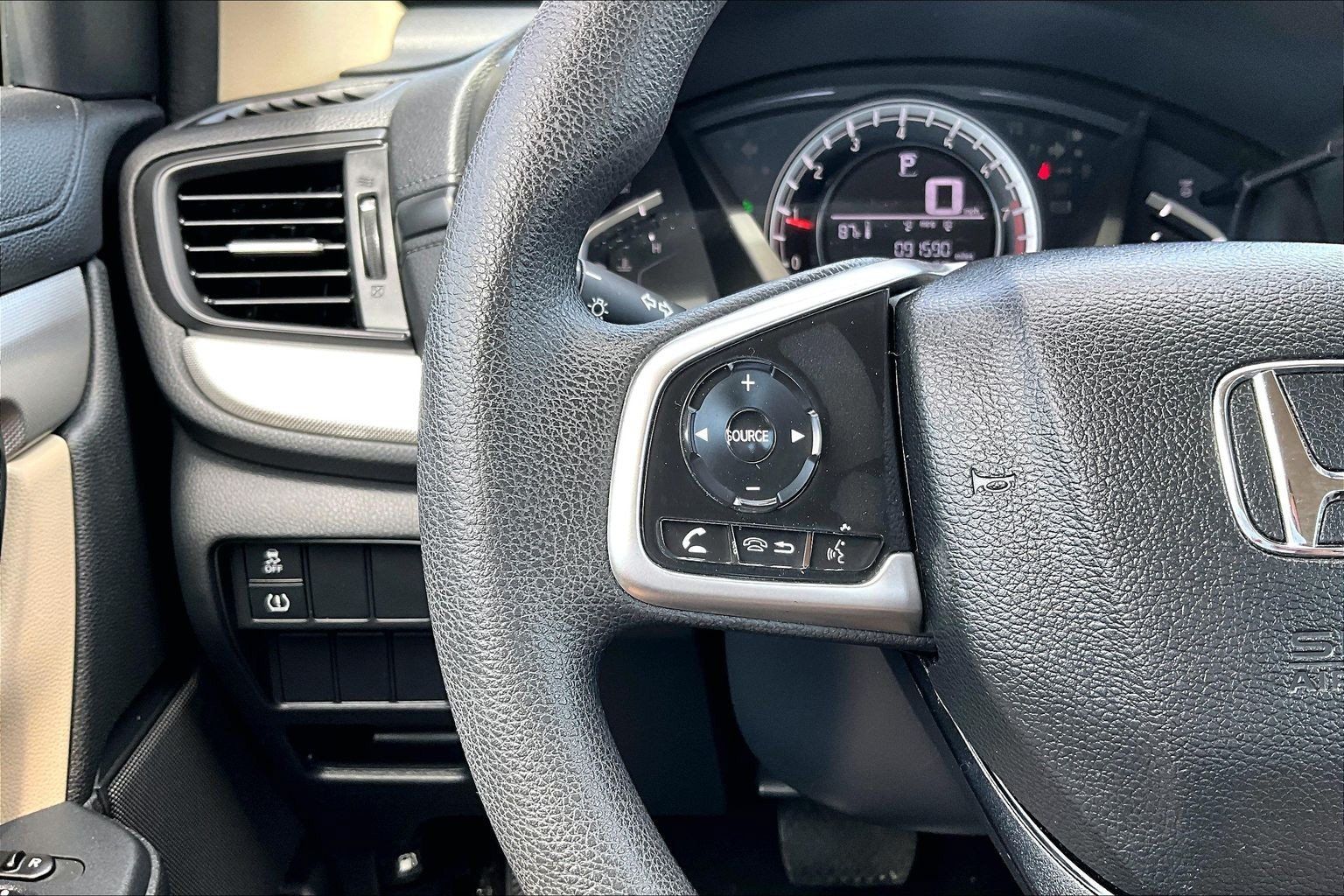 Used 2017 Honda CR-V LX image 19