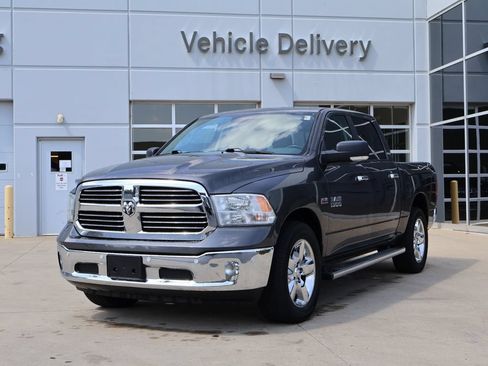 Used 2018 RAM 1500 Big Horn AWD/4WD image 3