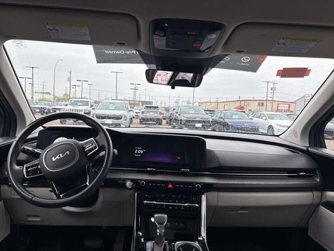Used 2024 Kia Carnival SX FWD image 26