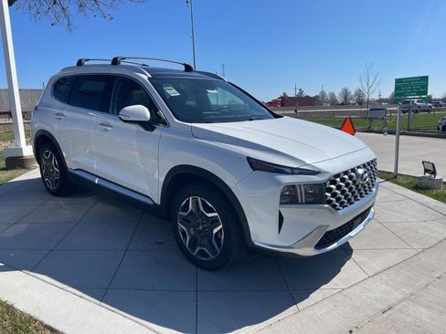 Used 2022 Hyundai Santa Fe Limited image 2