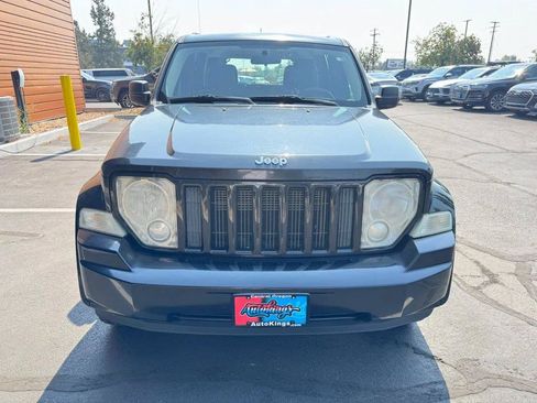 Used 2012 Jeep Liberty Sport AWD/4WD image 8