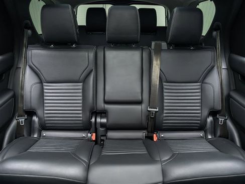 Used 2024 Land Rover Discovery S AWD/4WD image 15
