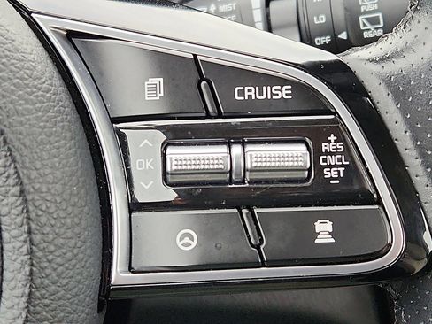 Used 2022 Kia Seltos SX w/ Sunroof Package image 23