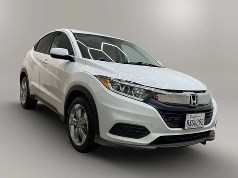Used 2021 Honda HR-V LX image 1