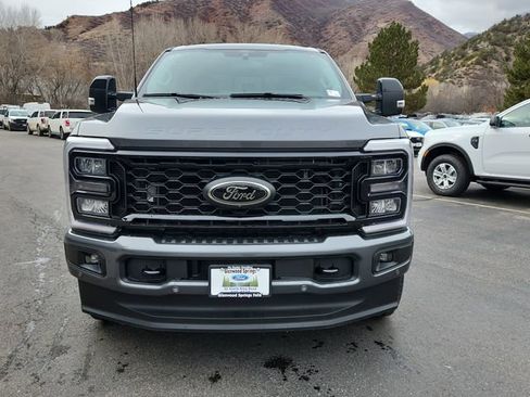 New 2026 Ford F250 Lariat w/ Black Appearance Package AWD/4WD image 6