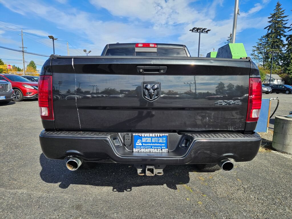 Used 2015 RAM 1500 Sport w/ Black Ram 1500 Sport Group AWD/4WD image 4