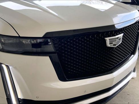 Used 2022 Cadillac Escalade Sport w/ Touring Package image 29