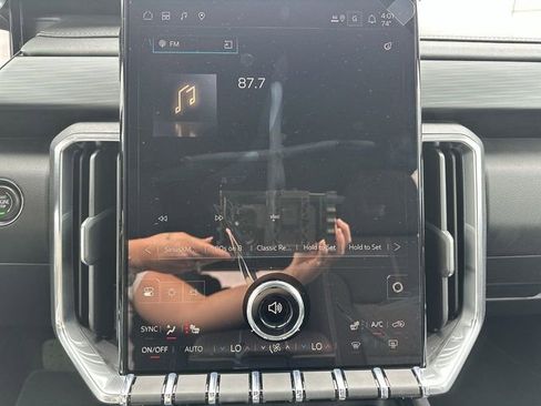 New 2026 GMC Acadia Elevation image 13