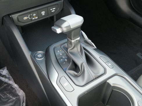 New 2025 Kia K4 LXS image 19