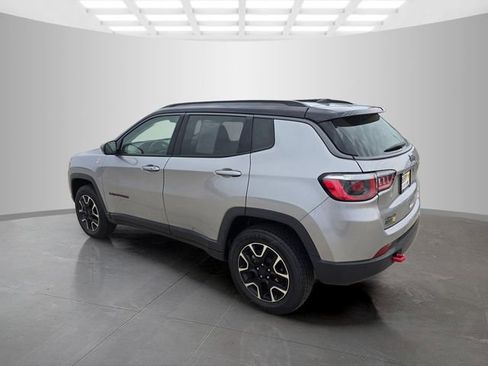 Used 2020 Jeep Compass Trailhawk AWD/4WD image 9