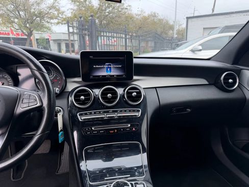 Used 2018 Mercedes-Benz C 300 Sedan image 22