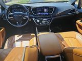 Certified 2021 Chrysler Pacifica Pinnacle image 3