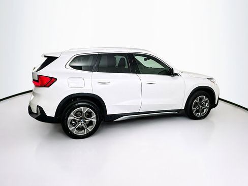 Used 2025 BMW X1 xDrive28i image 10