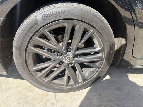 Used 2025 Toyota Camry SE w/ Convenience Package image 22