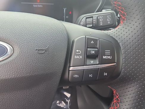 Certified 2024 Ford Escape ST-Line w/ Tech Pack #1 image 18