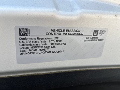 Used 2021 GMC Terrain SLE w/ Driver Convenience Package FWD image 16
