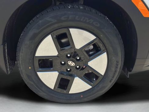 Used 2025 Hyundai Santa Fe SEL FWD image 29