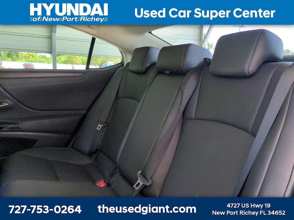 Used 2022 Lexus ES 350 w/ Premium Package FWD image 13