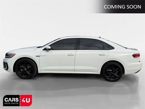 Used 2020 Volkswagen Passat 2.0T R-Line image 4