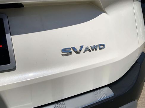Used 2023 Nissan Rogue SV AWD/4WD image 10