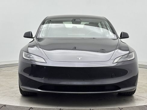 Used 2024 Tesla Model 3 Standard Range image 2