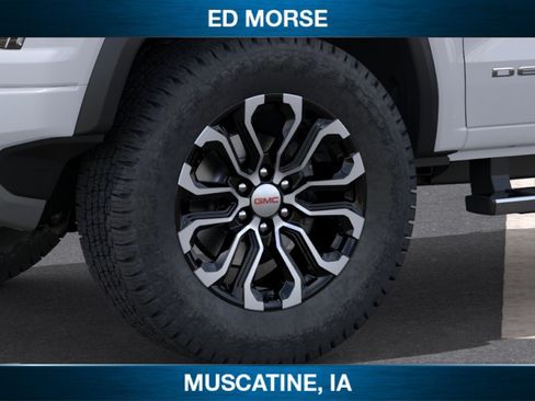 New 2026 GMC Canyon Denali AWD/4WD image 9
