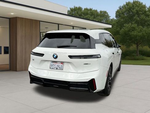 Used 2026 BMW iX xDrive60 w/ M Sport Package image 9